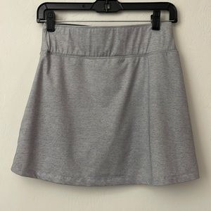 prince gray tennis skirt in size small